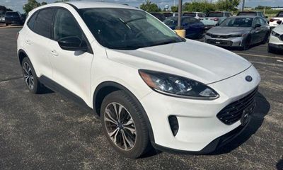 2021 Ford Escape SE