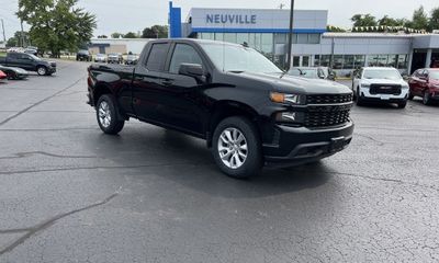 2020 Chevrolet Silverado Custom