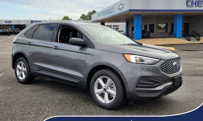 2024 Ford Edge SE