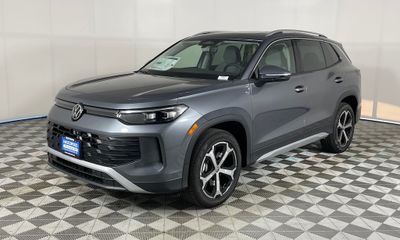 2026 Volkswagen Tiguan 4MOTION SE