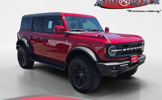 2026 Ford Bronco Outer Banks