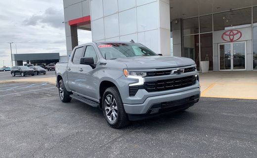 2025 Chevrolet Silverado RST