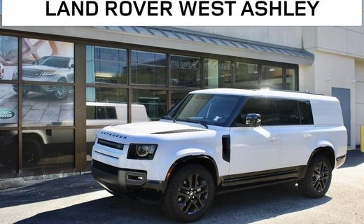 2024 Land Rover Defender 130 Outbound