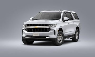2023 Chevrolet Suburban LS