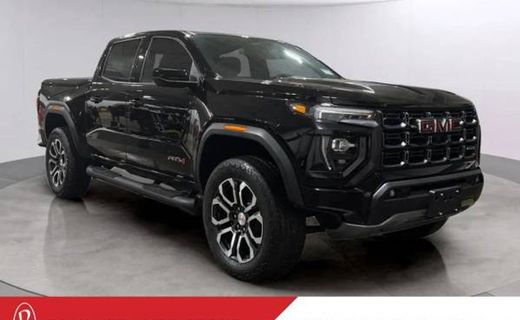 2023 GMC Canyon AT4