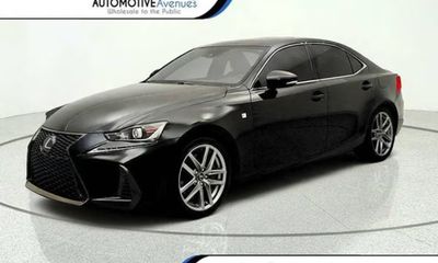 2018 Lexus IS 350