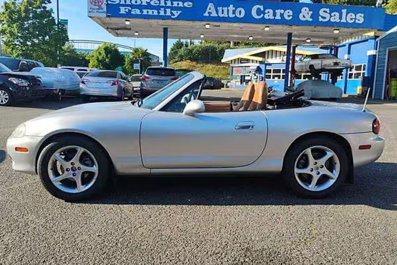 2001 Mazda MX-5 — a typically priced live listing