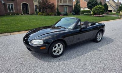 1999 Mazda MX-5 Base