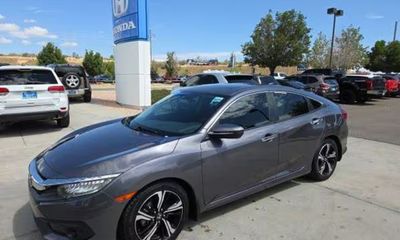 2017 Honda Civic Touring