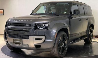 2026 Land Rover Defender 130 S