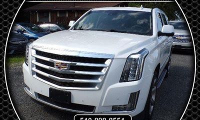 2017 Cadillac Escalade Luxury