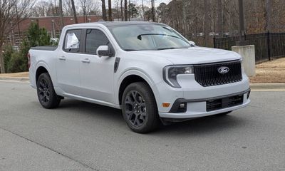 2026 Ford Maverick Lobo Premium