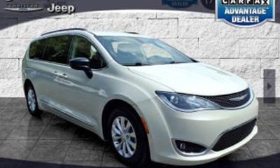 2018 Chrysler Pacifica Touring L Plus
