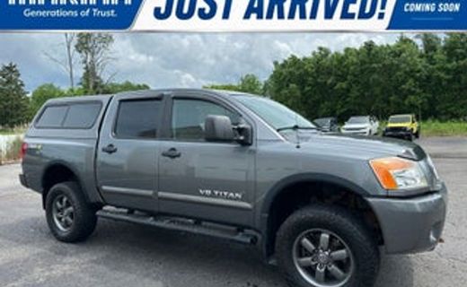 2015 Nissan Titan SV