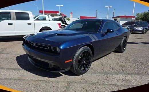 2015 Dodge Challenger SXT