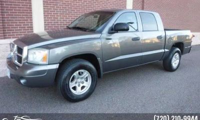 2006 Dodge Dakota SLT