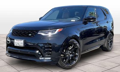 2025 Land Rover Discovery P360 Dynamic SE