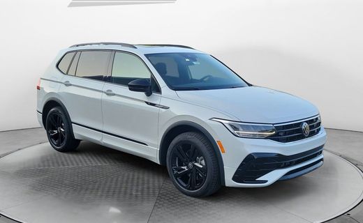 2024 Volkswagen Tiguan SE Black