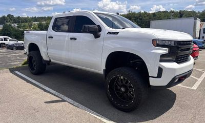 2021 Chevrolet Silverado Trail Boss LT