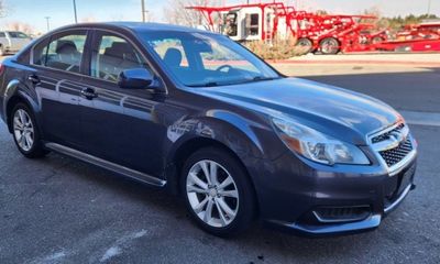 2013 Subaru Legacy Premium CWP