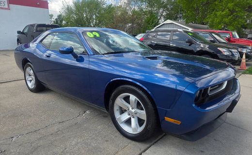 2009 Dodge Challenger Base