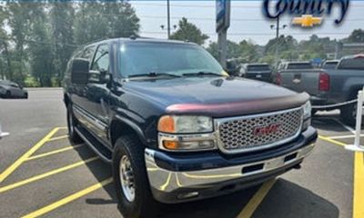 2004 GMC Yukon XL K2500