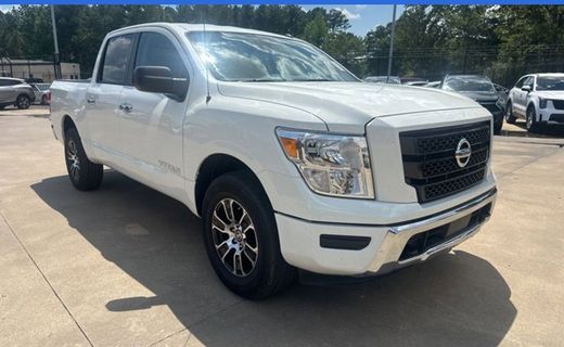 2021 Nissan Titan