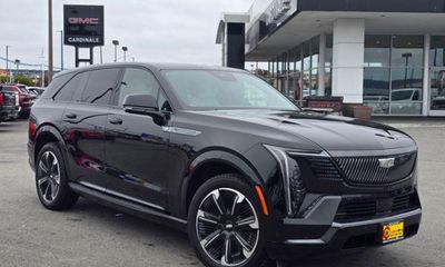 2025 Cadillac Escalade IQ Sport 1