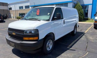 2026 Chevrolet Express 2500