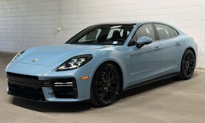 2026 Porsche Panamera GTS