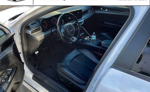 2022 Kia K5