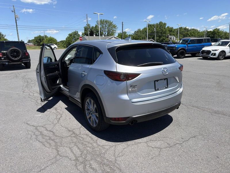 2020 Mazda CX-5 — a typically priced live listing