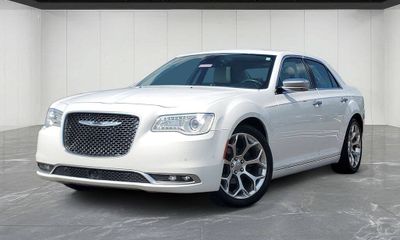 2016 Chrysler 300 300C Luxury Series