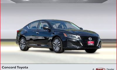 2025 Nissan Altima SV