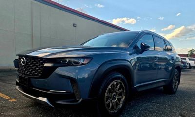 2023 Mazda CX-50 Premium Plus Package