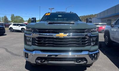 2025 Chevrolet Silverado HD LT