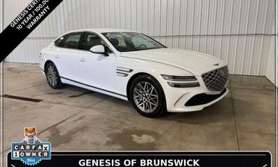 2025 Genesis G80 2 5T