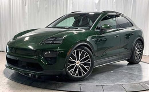 2026 Porsche Macan 4
