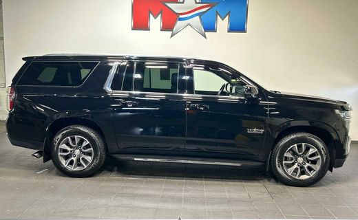 2022 Chevrolet Suburban LT
