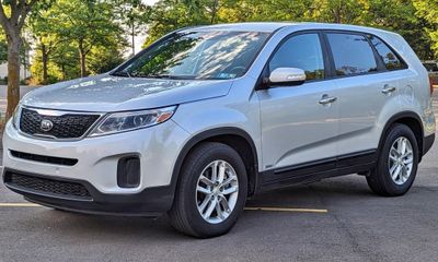 2015 Kia Sorento GL