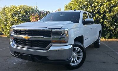2017 Chevrolet Silverado LT