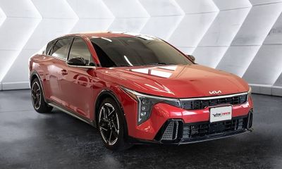 2025 Kia K4
