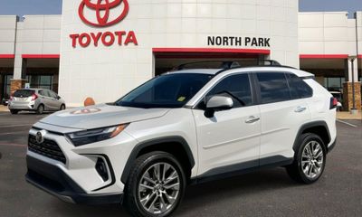 2023 Toyota RAV4 Limited