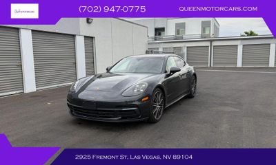 2018 Porsche Panamera Base 4
