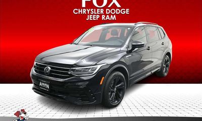2024 Volkswagen Tiguan 4MOTION SE Black