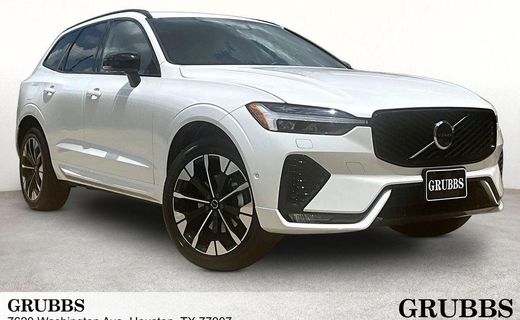 2026 Volvo XC60 Plus Dark