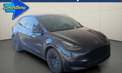 2024 Tesla Model Y Long Range Single
