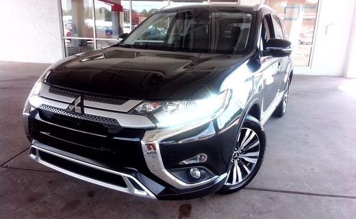 2020 Mitsubishi Outlander SE