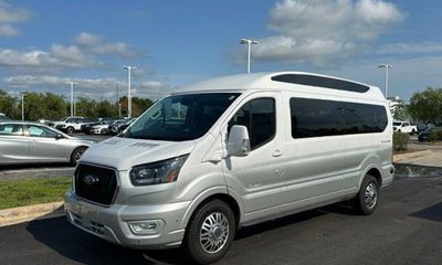 2024 Ford Transit LOW Roof