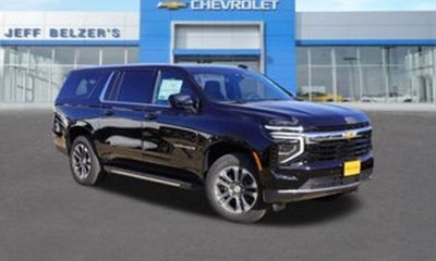 2024 Chevrolet Suburban RST